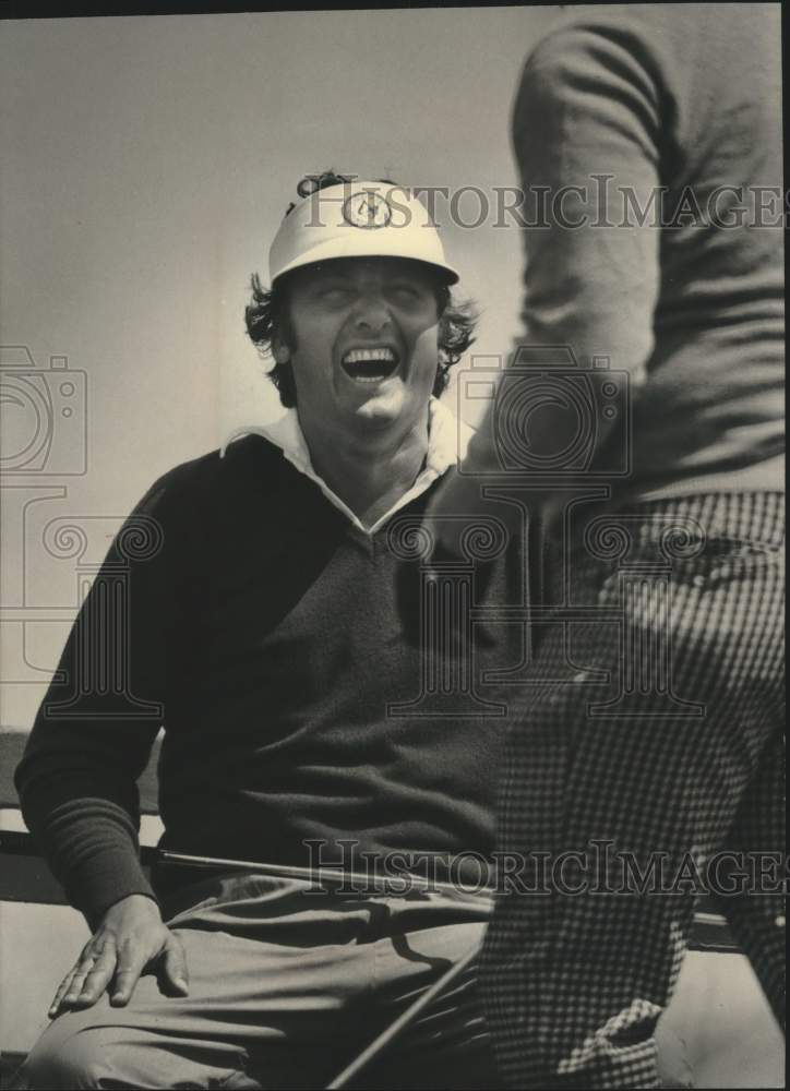 1976 Press Photo Dennis Tiziani golf pro at Cherokee Country club, Wisconsin.- Historic Images