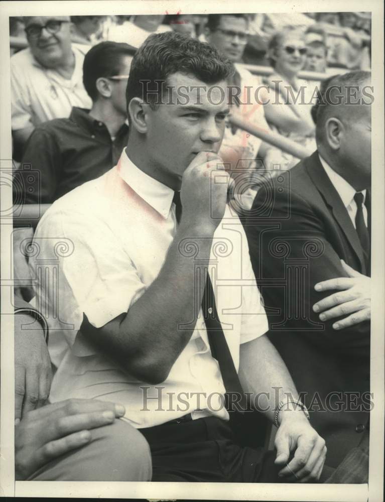 1964 Press Photo Rick Reichardt, UW baseball star at Comiskey Park. - mjt20406- Historic Images