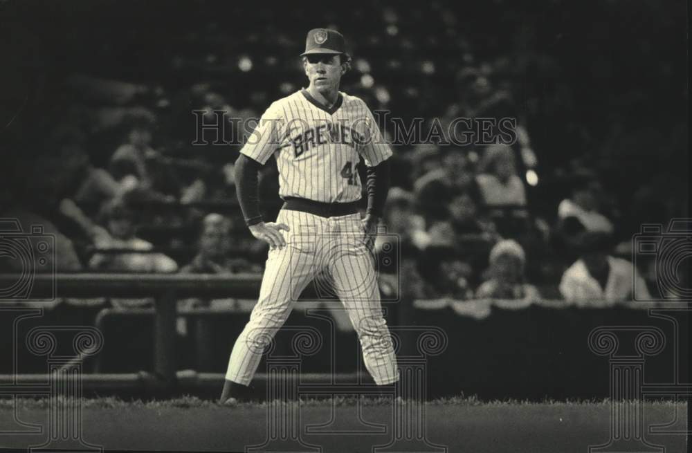 1988 Press Photo New Manager Tom Trebelhorn of Milwaukee Brewers. - mjt21017- Historic Images