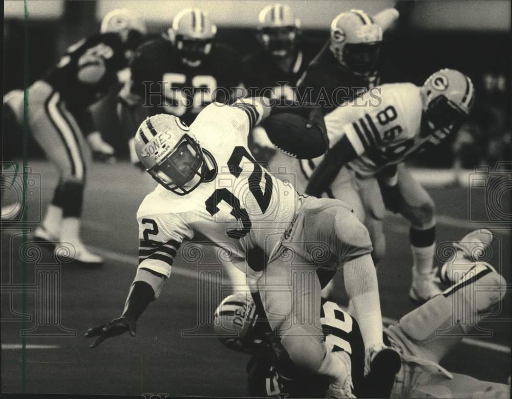 1986 Press Photo Two Green Bay Packer rookies; Jessie Jones &amp; Burnell Dent- Historic Images