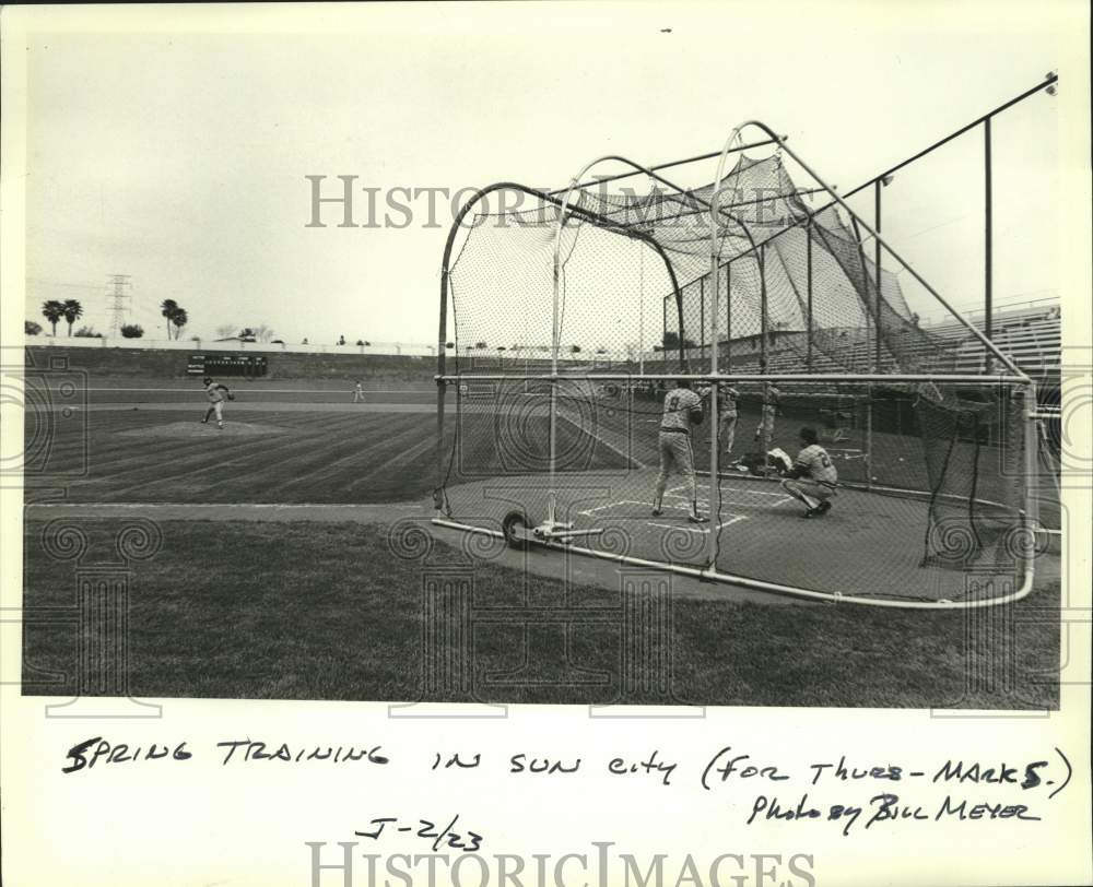 1982 Press Photo Baseball Spring Training For Brewers In Sun City, Arizona- Historic Images