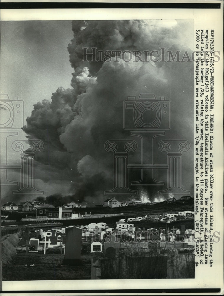 1973 Press Photo Clouds of steam over island after Helgafjell eruption, Iceland- Historic Images