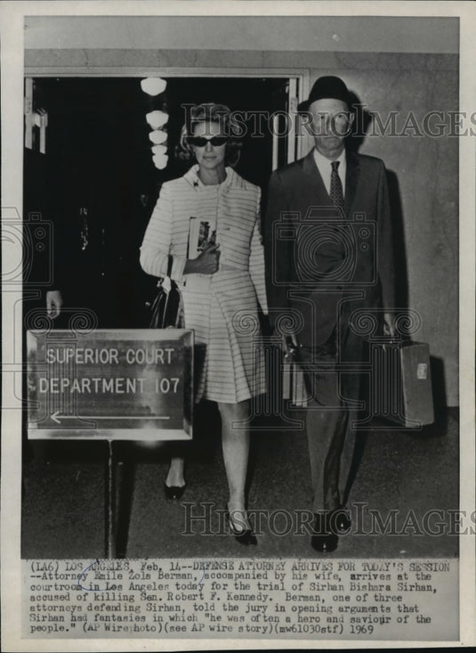 1969 Press Photo Defense atty Emile Zola Berman at court in Sirhan Sirhan trial- Historic Images