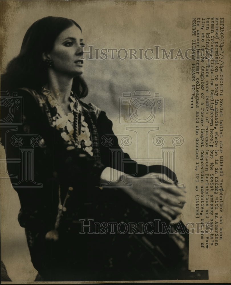 1974 Press Photo Christina Berlin, friend of Mikhail Barichnikov - mjw00998- Historic Images