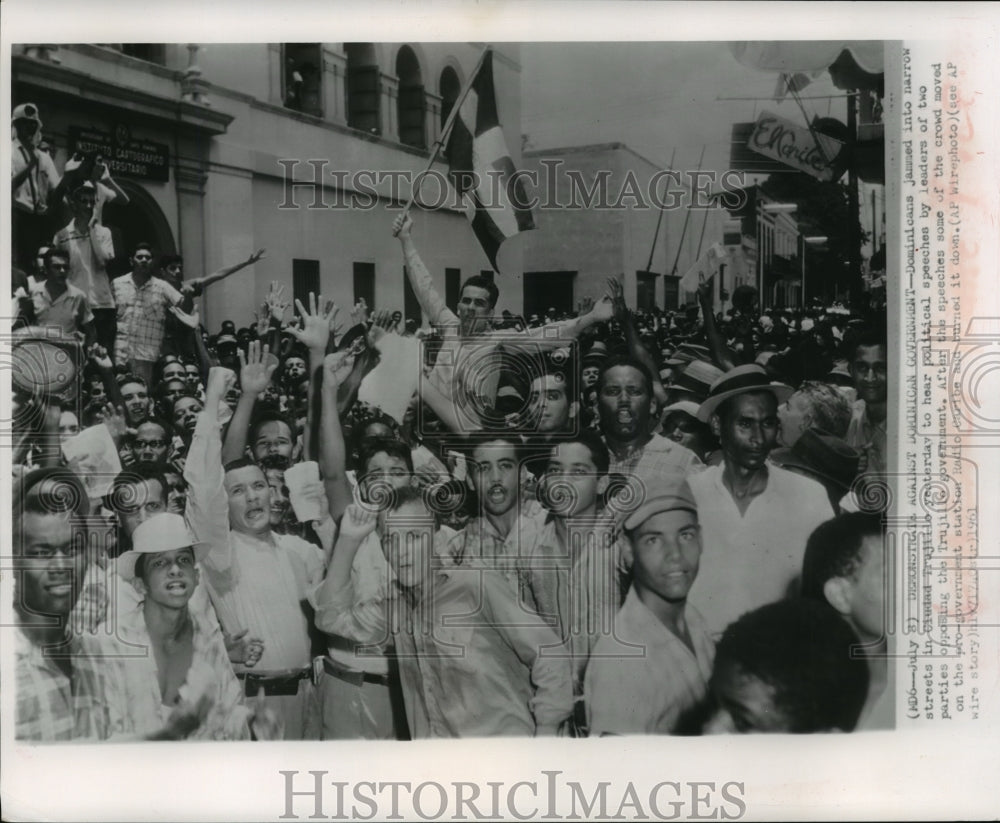 1961 Press Photo Crowds at political speeches in Dominican Republic - mjw01163- Historic Images