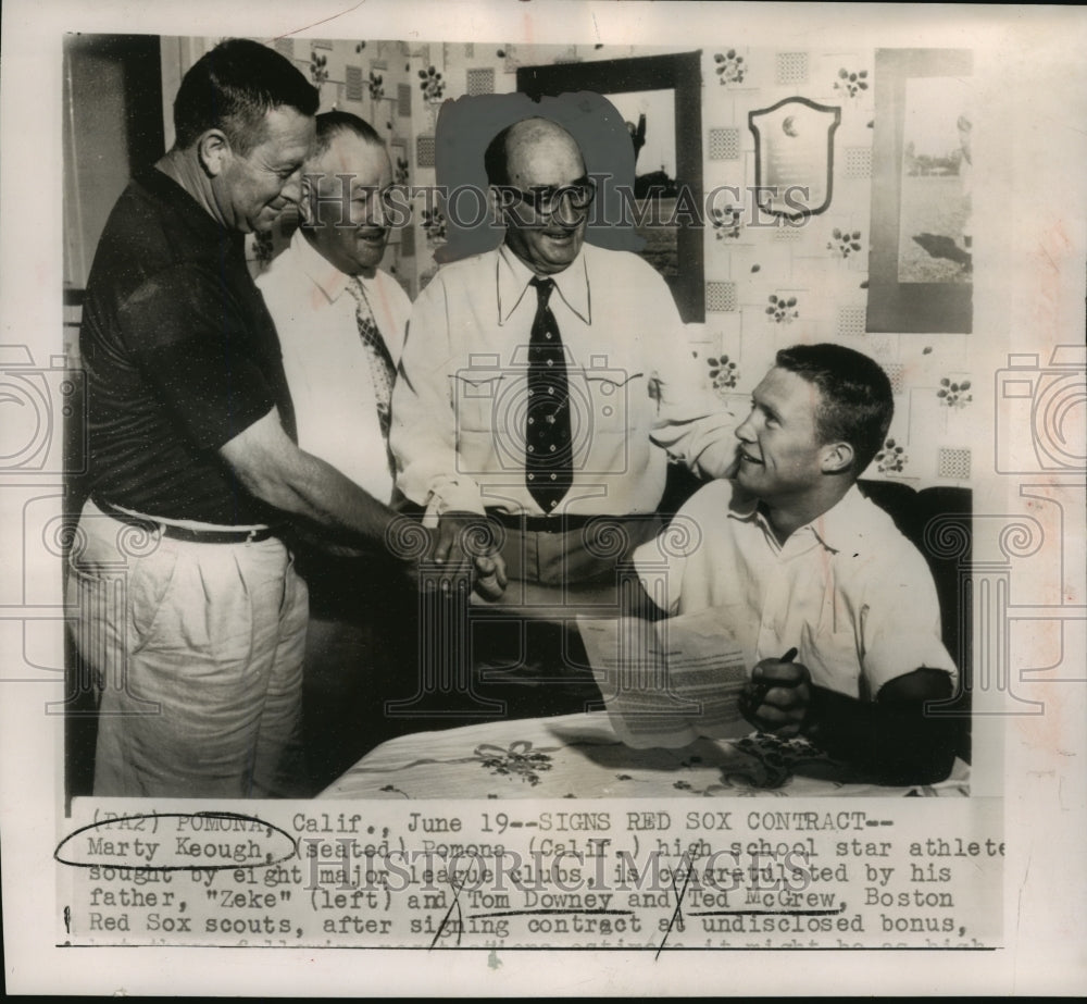 1952 Press Photo Marty Keough signs contract with Boston Red Sox - mjw01655- Historic Images