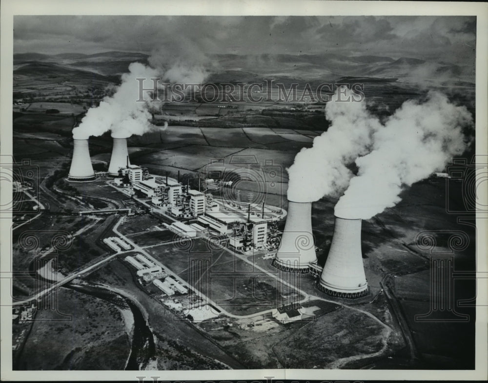 1962 Press Photo Aerial view of Britain's nuclear power station, Calder Hall- Historic Images