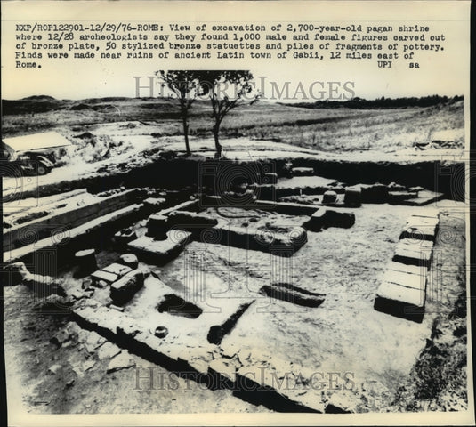 1976 Press Photo excavation of 2700-year-old pagan shrine near Rome - mjw01832- Historic Images