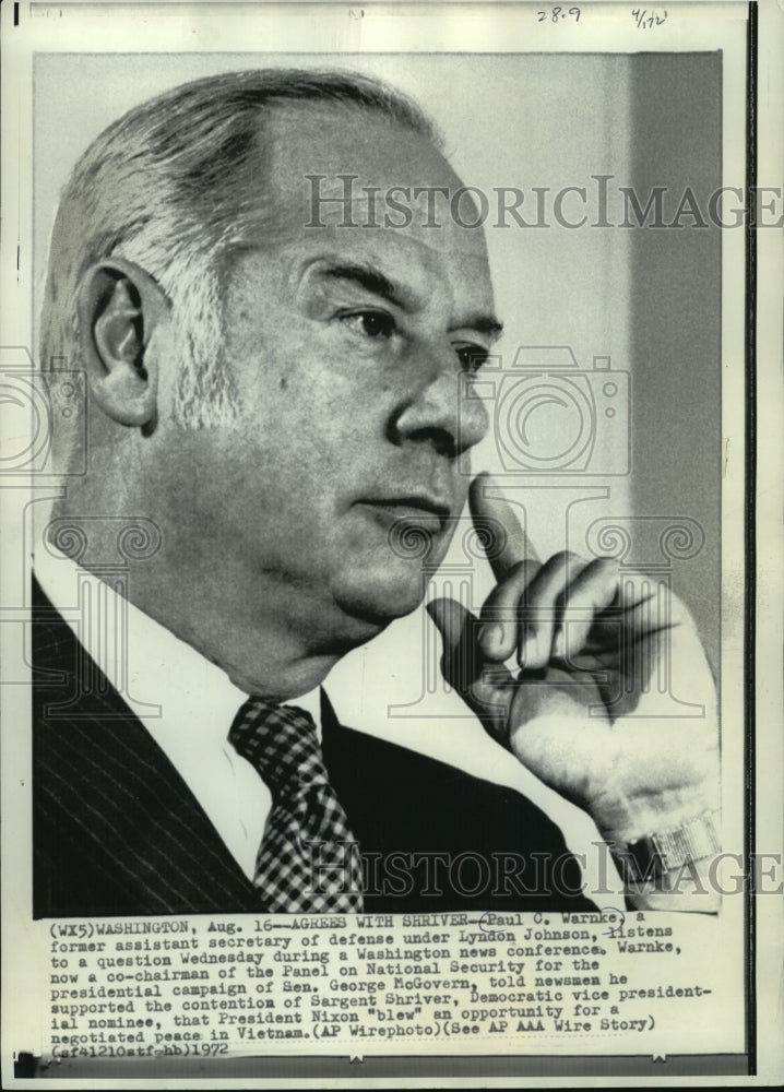 1972 Press Photo Paul C. Warnke, listens at News Conference, Washington, D.C.- Historic Images