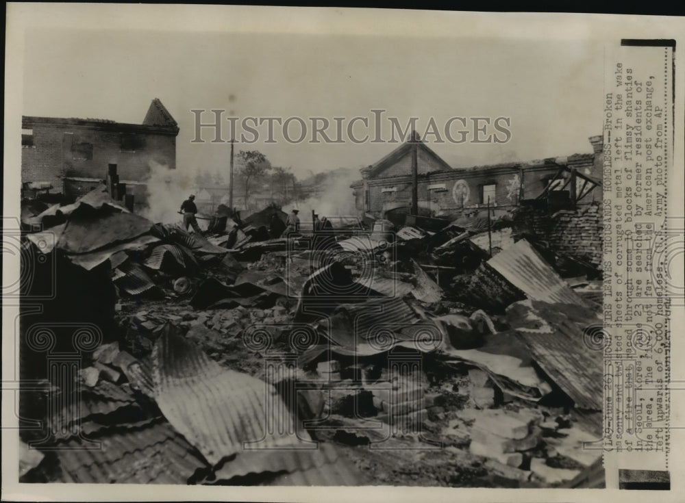 1954 Press Photo remains of shanties after fire in Seoul, Korea - mjw02947- Historic Images