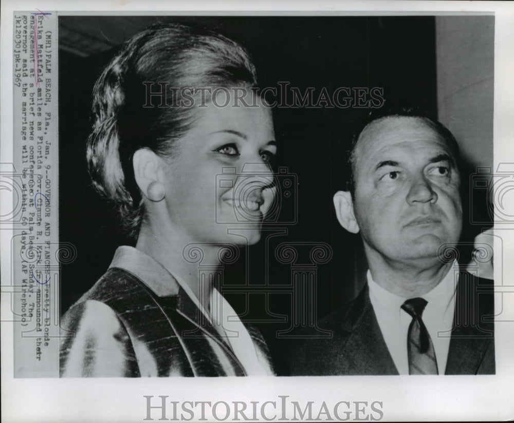 1967 Press Photo Claude Kirk and fiancee Erika Mattfeld, Palm Beach, Florida- Historic Images