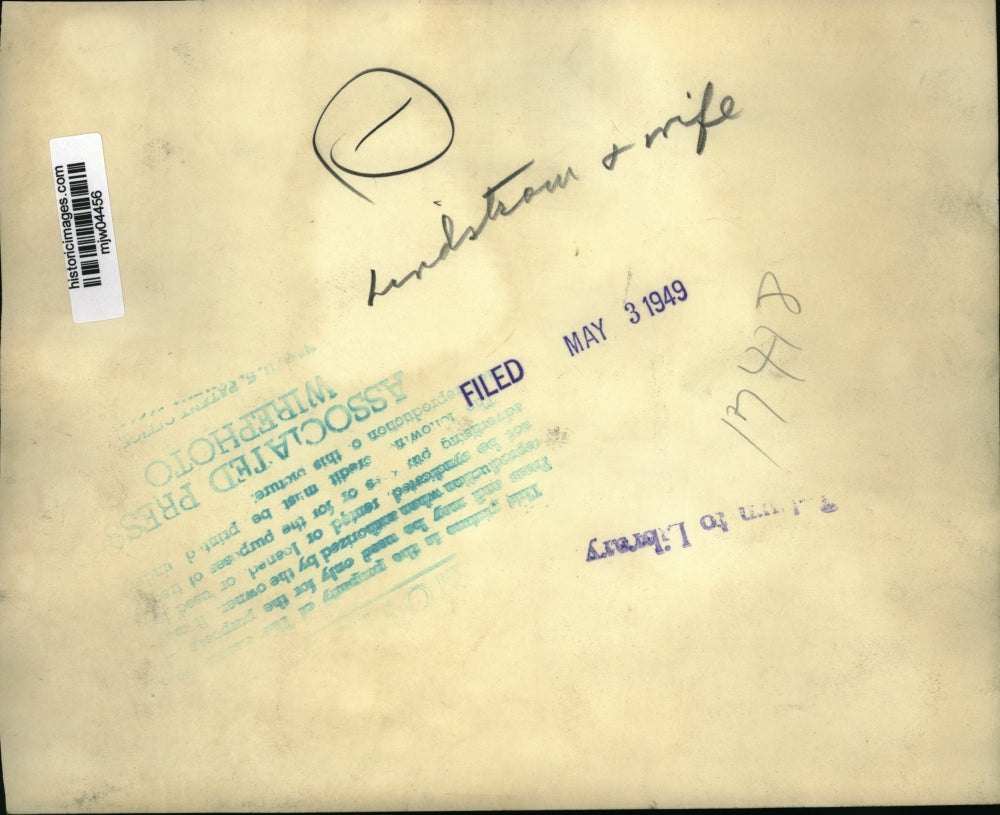 1947 Press Photo Dr. Peter Lindstom & his wife, Ingrid Bergman, in Hollywood