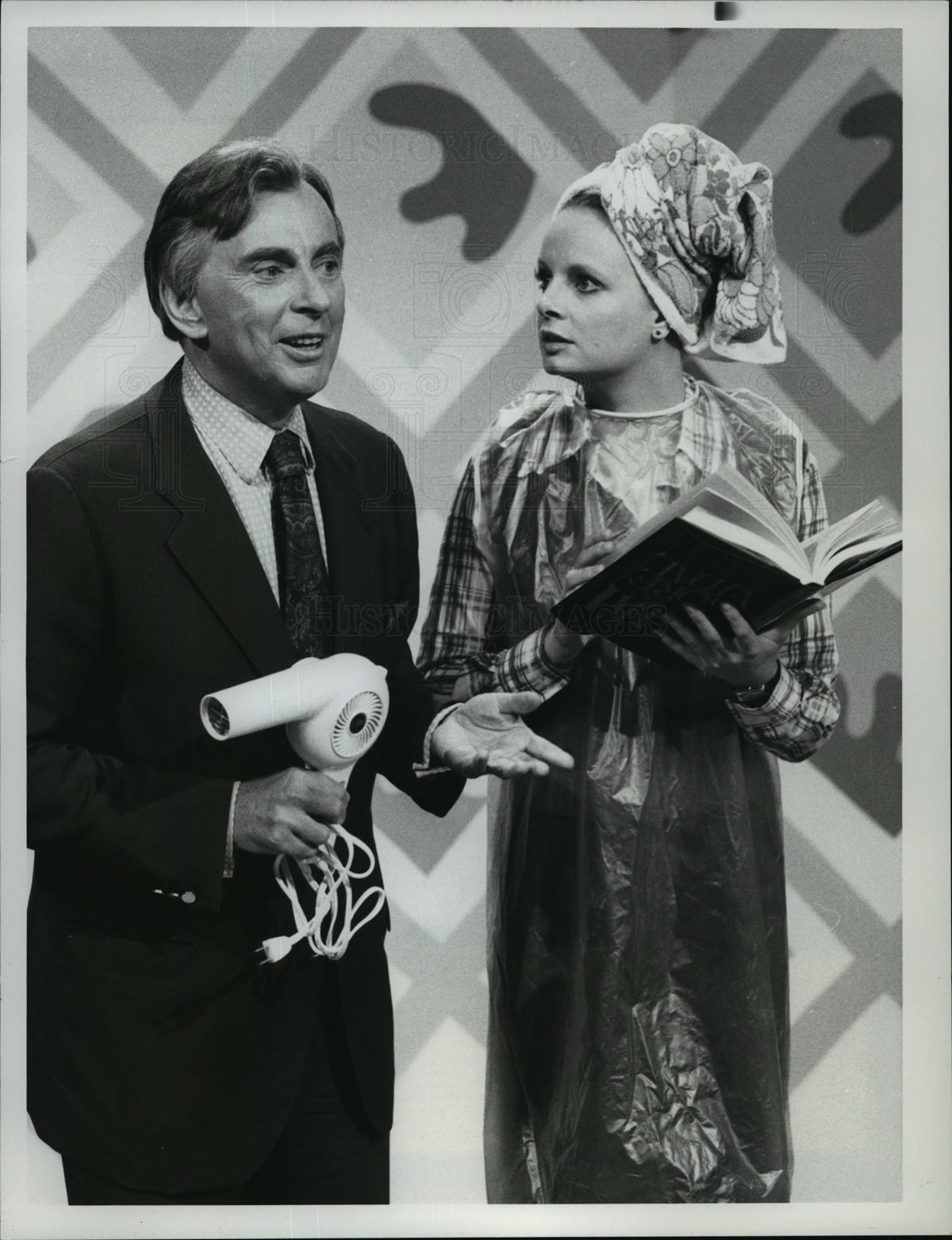 1978 Press Photo Gore Vidal & Claire Faulconbridge on Laugh-In - mjx00303