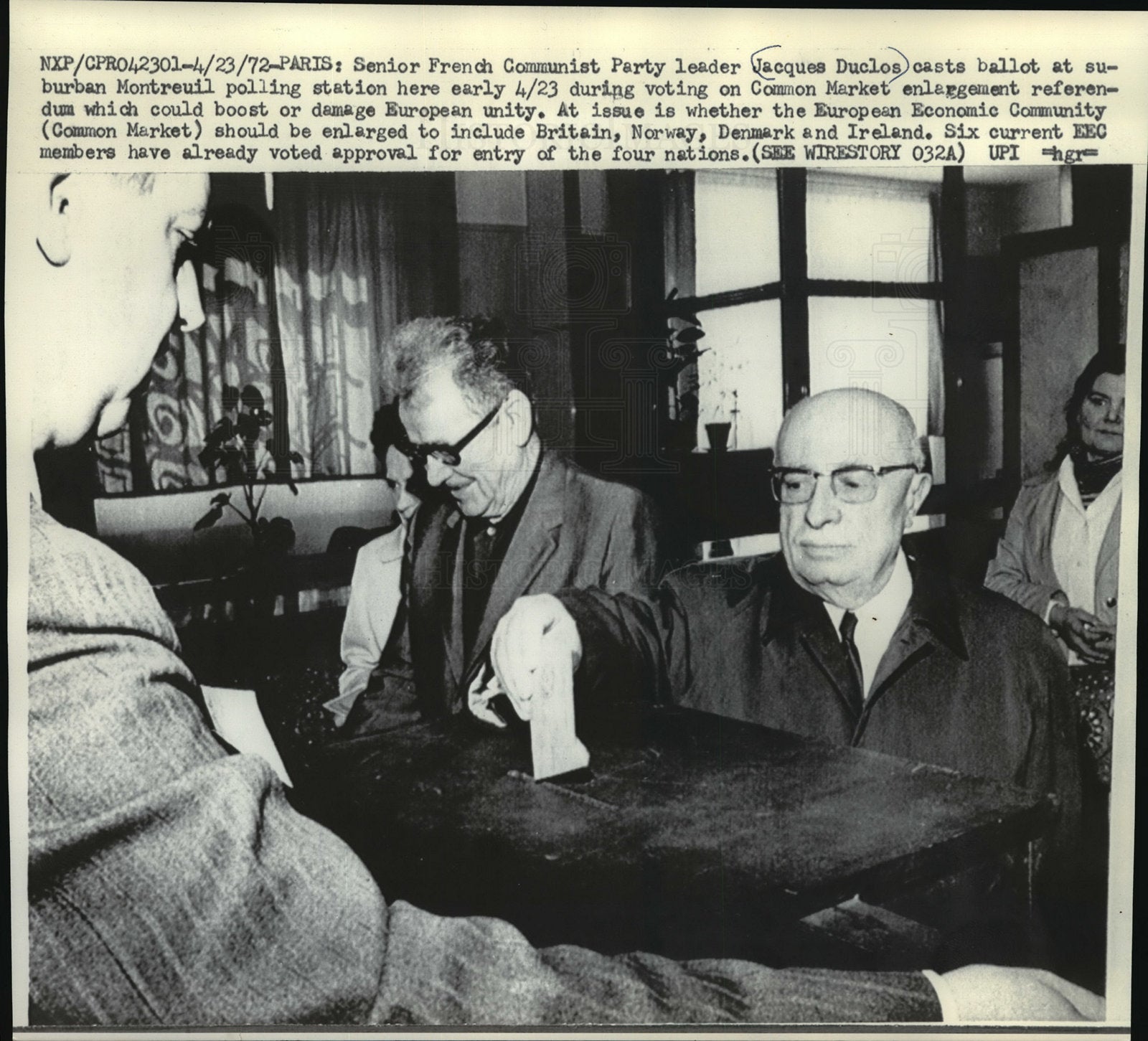 1972 Press Photo Senior French Communist Party leader Jacques Duclos cats ballot