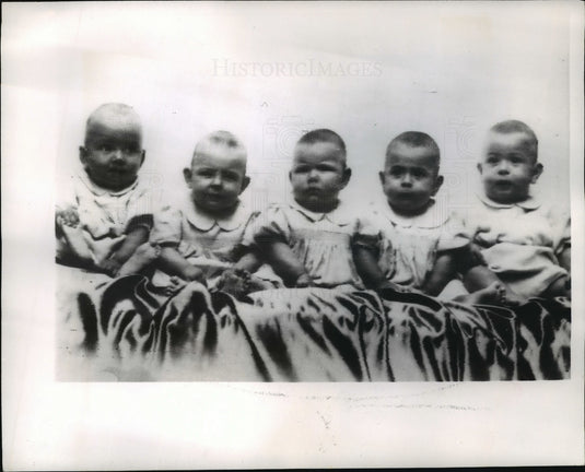 1944 Press Photo Carlos Alberto, Maria Esther, Maria Fernanda, Maria Christina