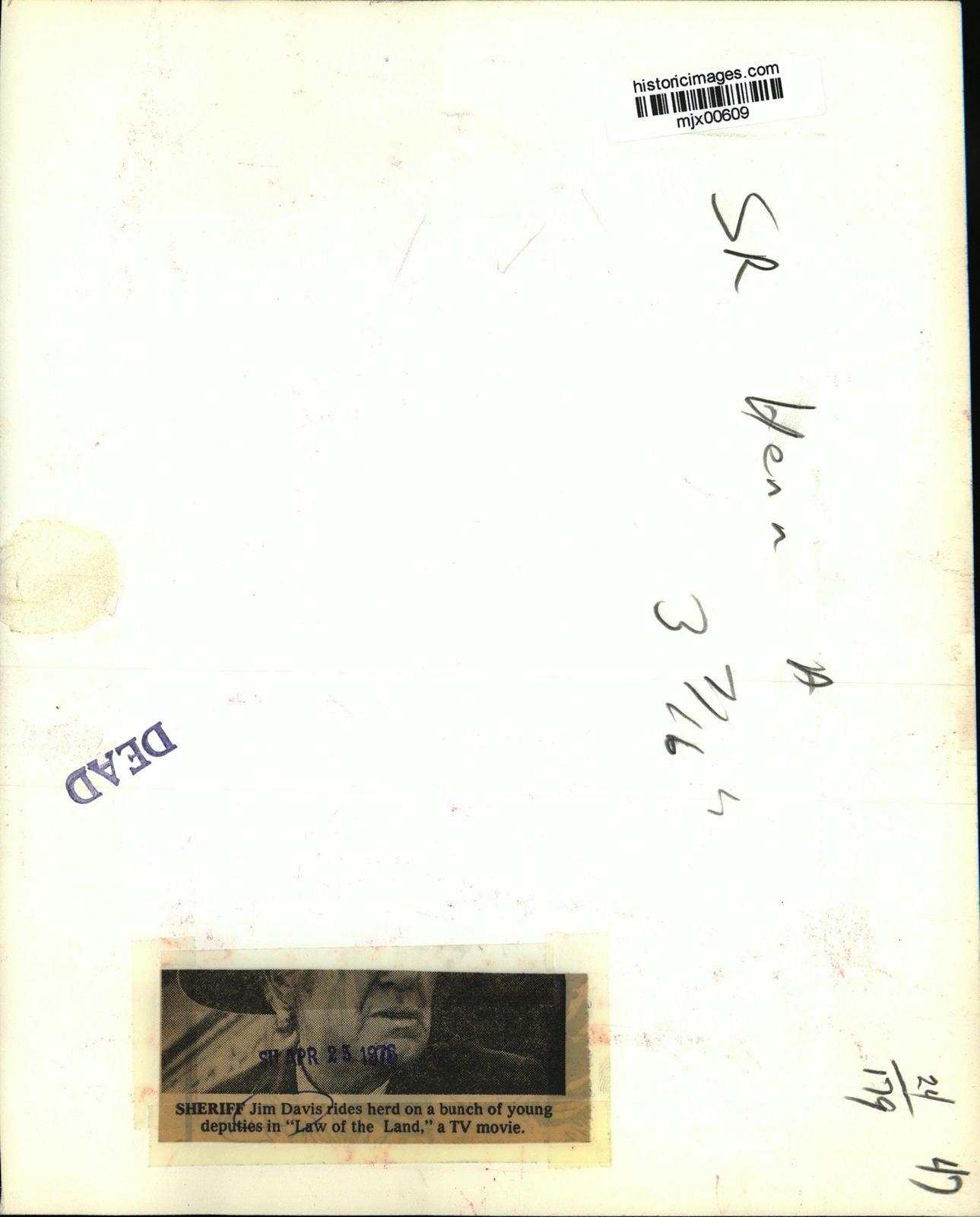 1976 Press Photo Sheriff Jim Davis rides herd in Law of the Land, a TV movie