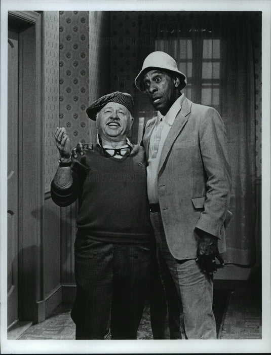 1983 Press Photo Mickey Rooney & Scatman Crothers in scene from One of the Boys