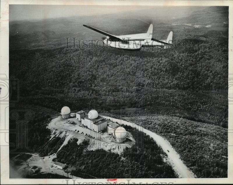 Load image into Gallery viewer, 1964 Press Photo A C-119 transport plane of the royal Canadian air force
