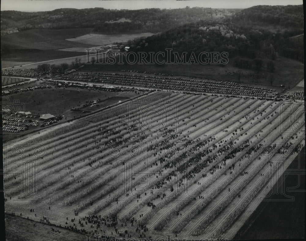 1940 Press Photo Farm of Oskar W Gutknecht & Sons in Bear Valley - mjx02749