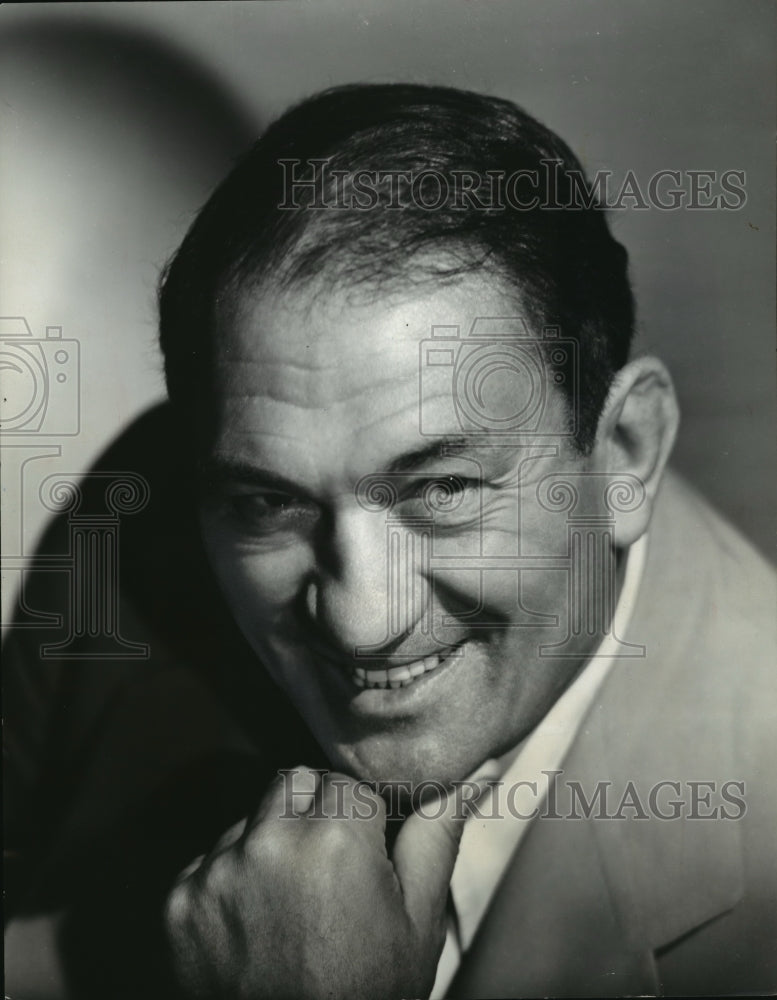 1943 Press Photo Victor McLaglen, English Born Actor - mjx07667- Historic Images