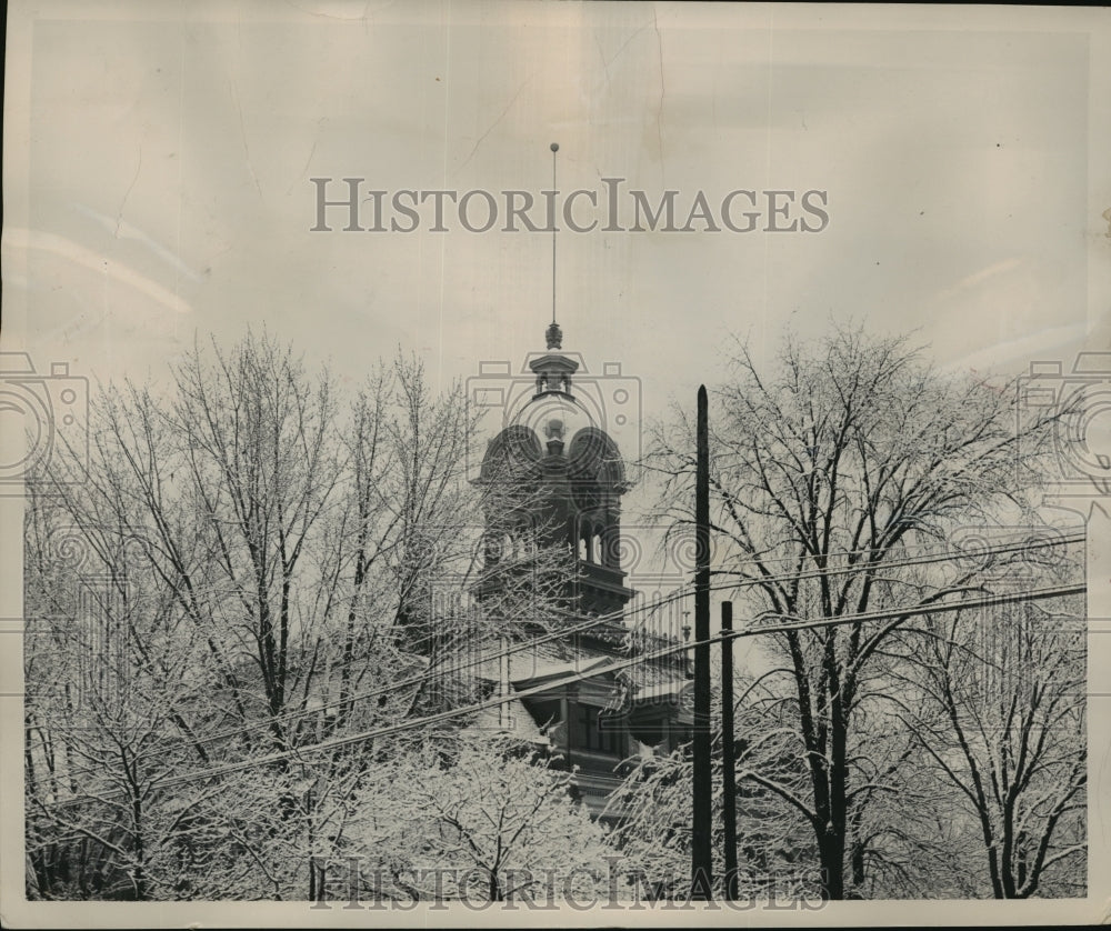 1950 Press Photo Lincoln County courthouse and the snow covered trees