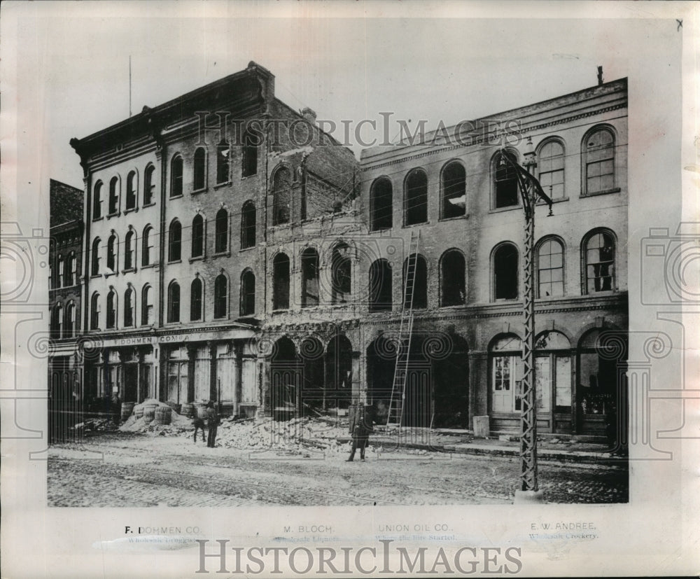 1950 Press Photo Fire started in Union Oil Co. when an explosion occurred