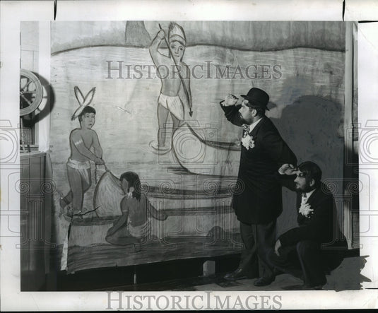 1947 Press Photo Mayville, Wisconsin, mural depicting Indian life 100 years ago.