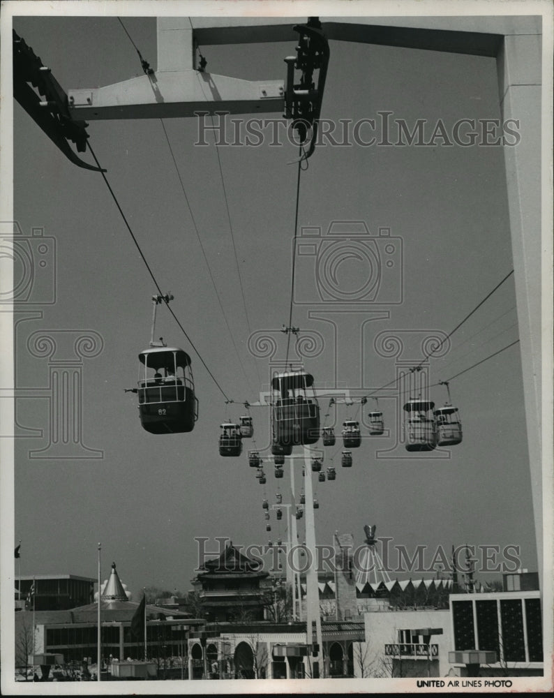 1964 Press Photo The Swiss Sky Ride at the New York World Fair - mjx10797