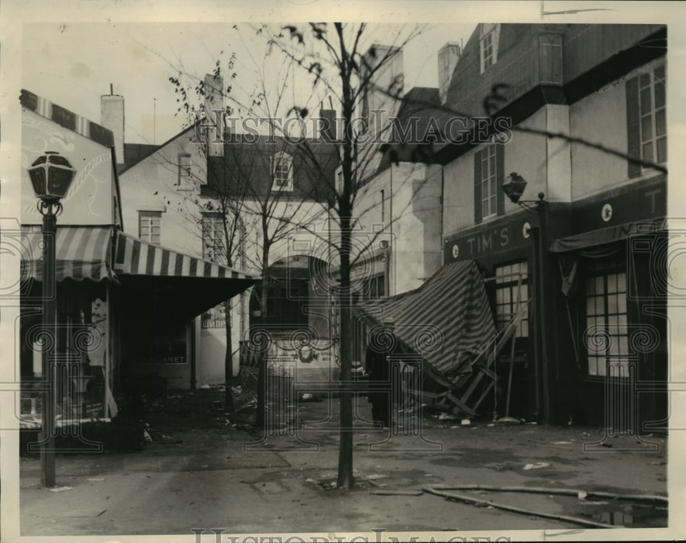 1934 Press Photo Streets of Paris in World Fair Damaged - mjx10917- Historic Images