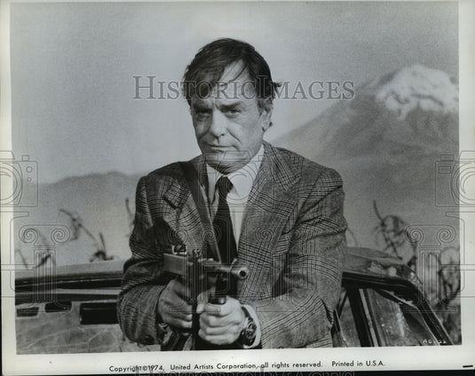 1974 Press Photo Gig Young in "Bring Me The Head of Alfredo Garcia," - mjx11043