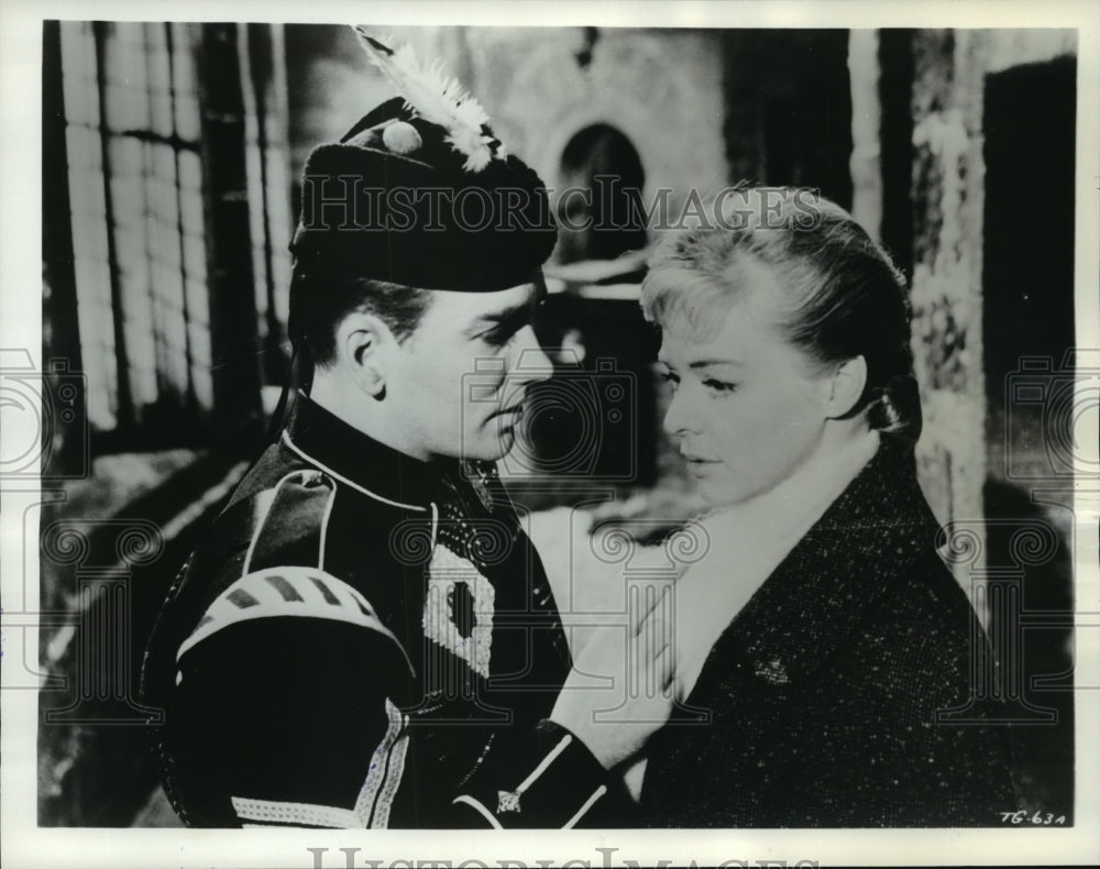 1963 Press Photo John Fraser and Susannah York in Tunes of Glory - mjx11162- Historic Images