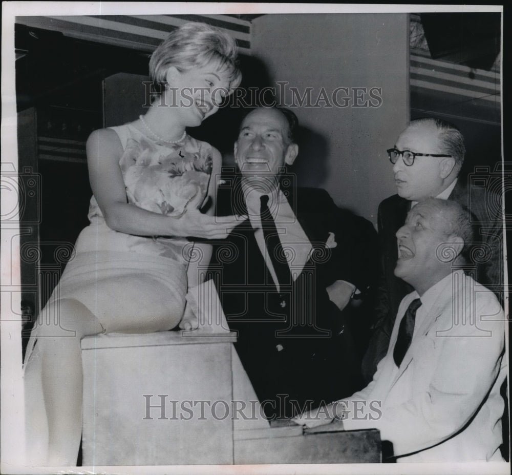 1963 Press Photo Florence Henderson in "The Girl Who Came to Supper" - mjx11859- Historic Images