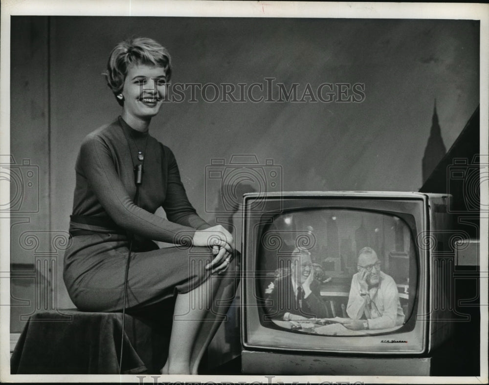 1960 Press Photo Florence Henderson watches Jack Lescoulie and Dave Garroway- Historic Images