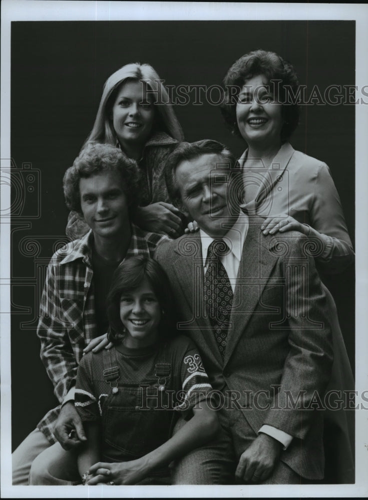 1977 Press Photo Cast of &quot;Family&quot;, ABC - mjx12114- Historic Images