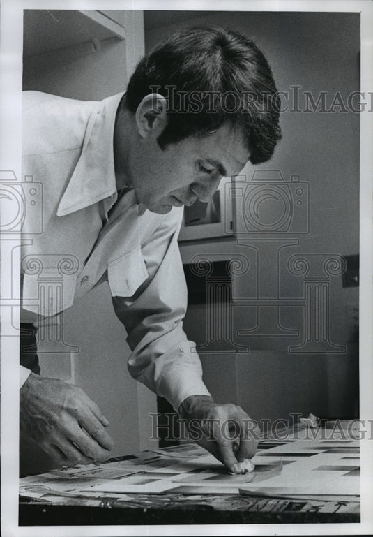 1973 Press Photo Charles Dix, Artist - mjx13453