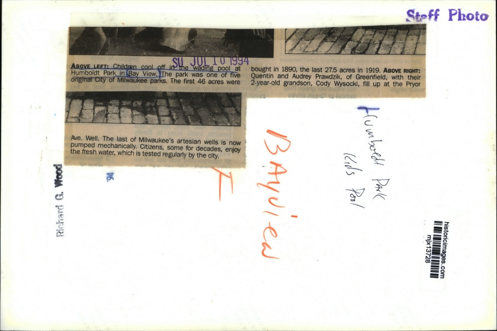 1994 Press Photo Children cool off in the wading pool at Humboldt Park, Bay View