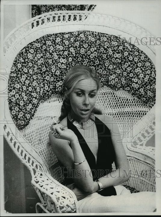 1974 Press Photo Kathy Keeton as President & Editor of Viva - mjx14367- Historic Images