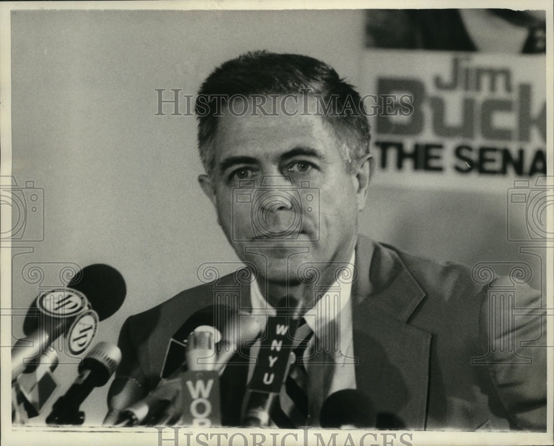 Load image into Gallery viewer, 1976 Press Photo Senator James Buckley decides whether to run for President
