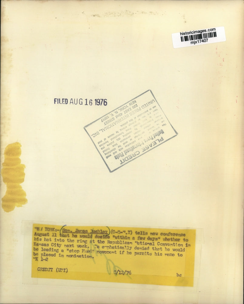 1976 Press Photo Senator James Buckley decides whether to run for President