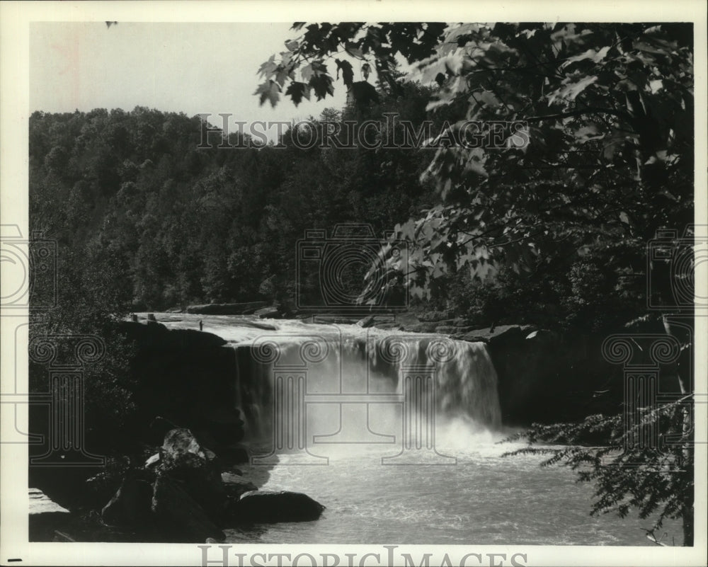 1971 Press Photo Cumberland Falls State Park in Kentucky.