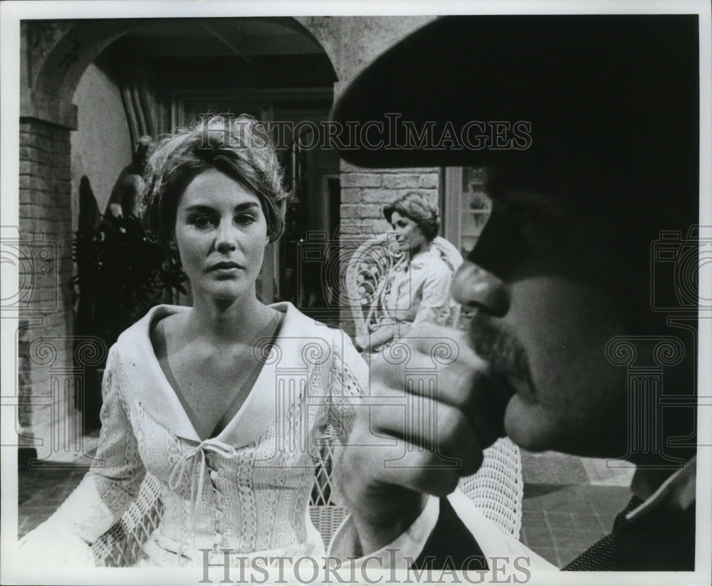 Press Photo Tiffany Bolling, actress
