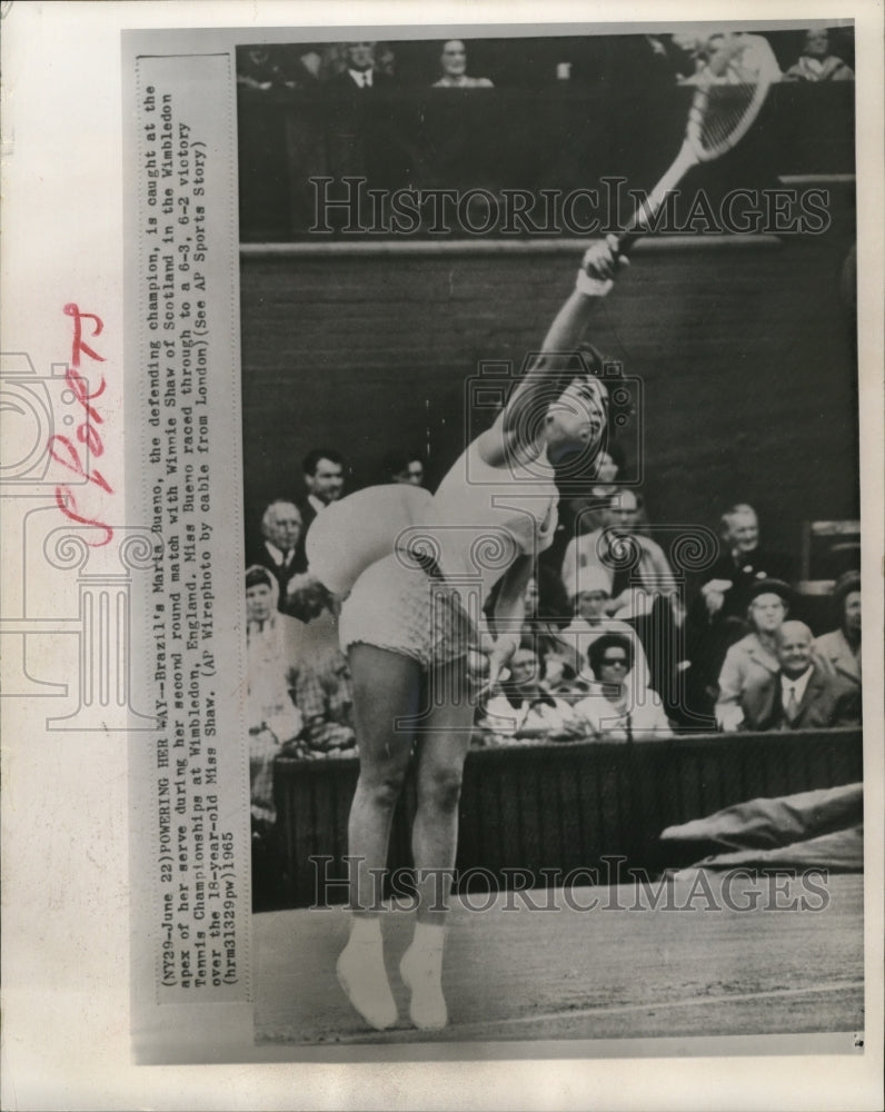 1965 Press Photo Maria Bueno at Wimbledon Tennis Championships in England- Historic Images