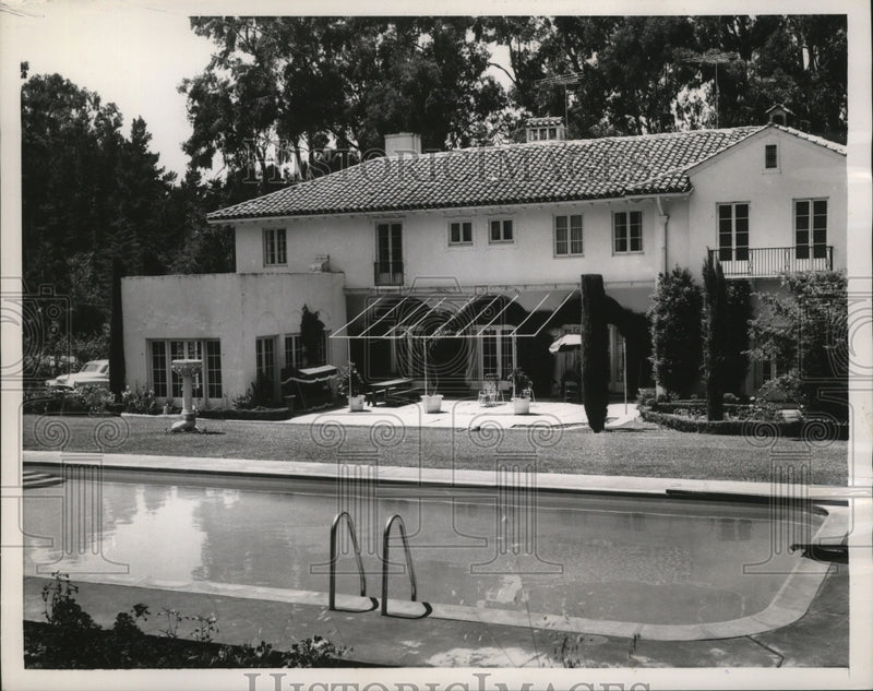Load image into Gallery viewer, 1955 Press Photo Housing for the Soviet Delegation in Hillsborough, California
