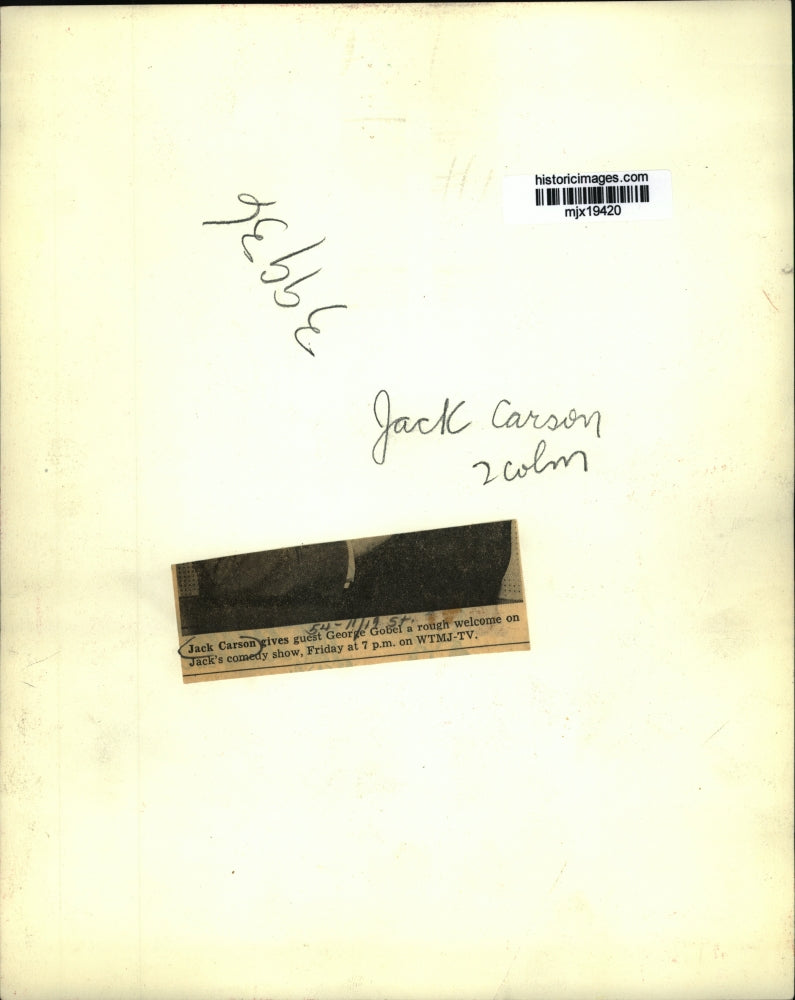 1954 Press Photo Jack Carson-Actor, gives a rough welcome on Jack's comedy show.