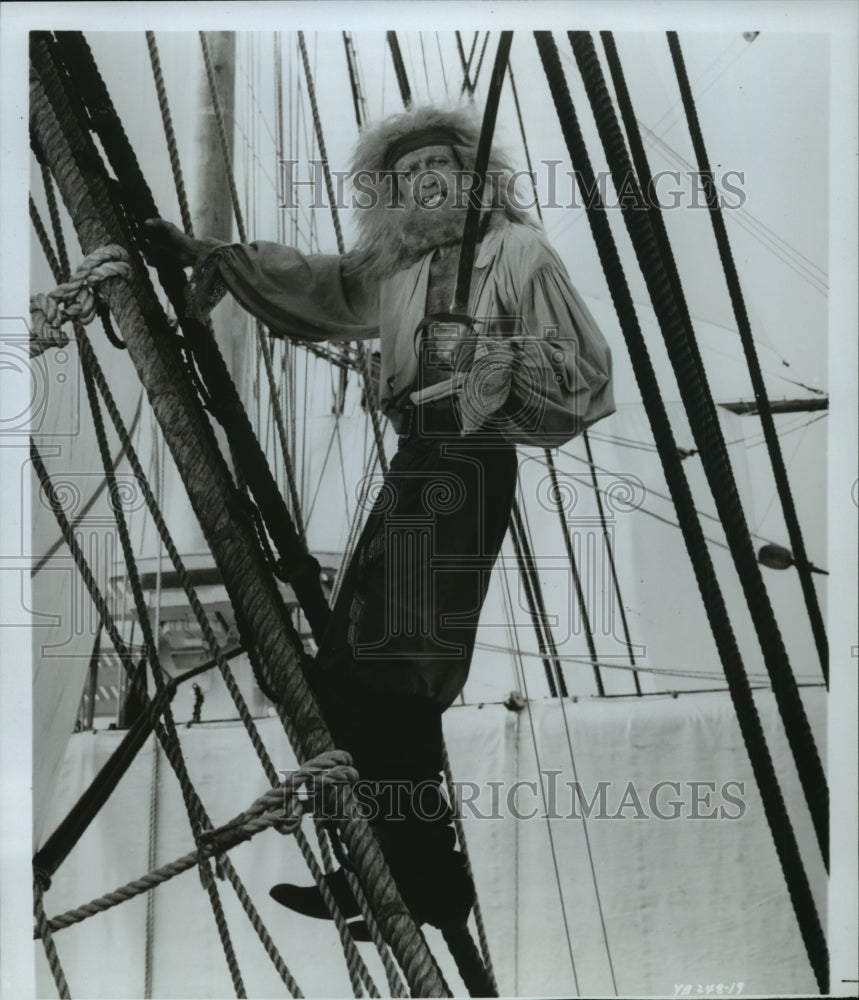 1983 Press Photo Graham Chapman as &quot;Yellowbeard&quot;- Historic Images