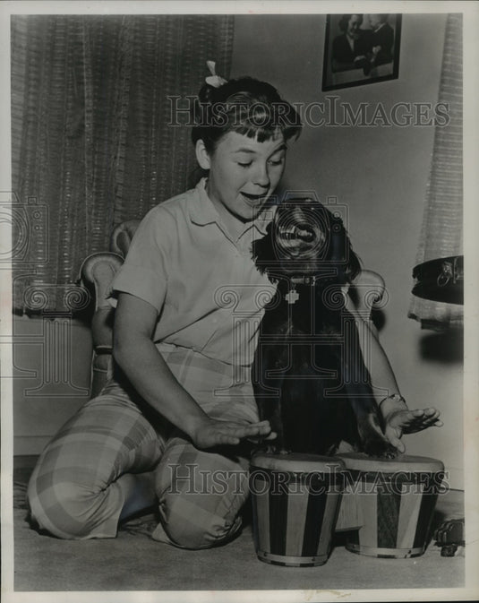 1960 Press Photo Lauren Chapin-Actress-Bongo Player, and Her Best Friend.