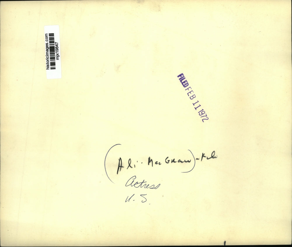 1970 Press Photo Ali McGraw and Ryan O'Neal in Love Story. - mjx19847