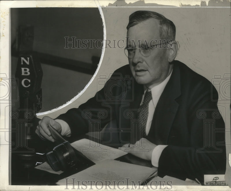 Load image into Gallery viewer, 1937 Press Photo Alfred M. Landon - mjx20382
