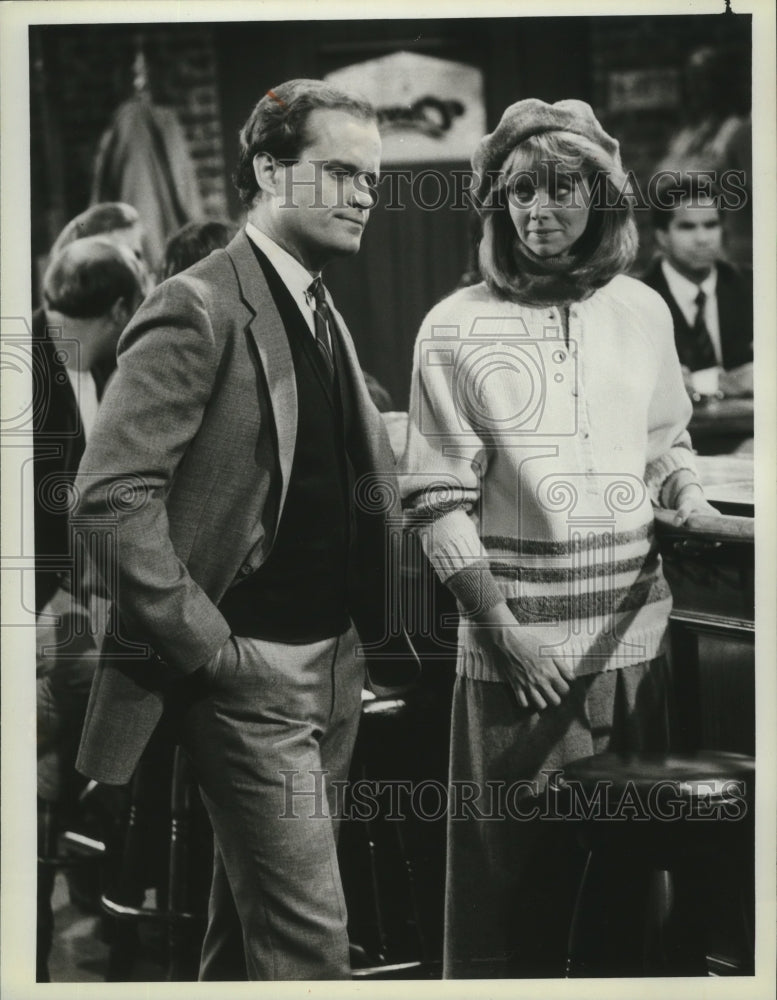 1985 Press Photo Shelly Long and Kelsey Grammer star on the series &quot;Cheers&quot;- Historic Images