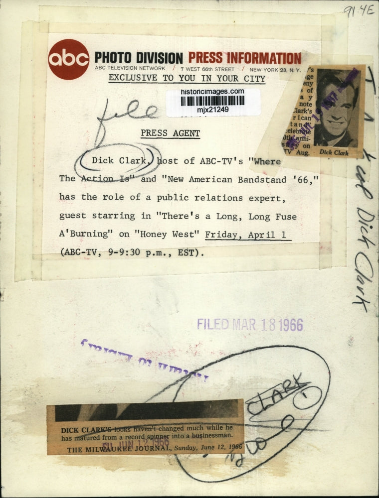 1966 Press Photo Dick Clark In There's A Long, Long Fuse A Burning - mjx21249